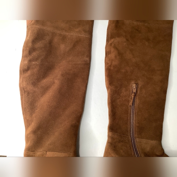 Stuart Weitzman Hilo suede over knee walnut boots 6 $798 - Picture 6 of 14